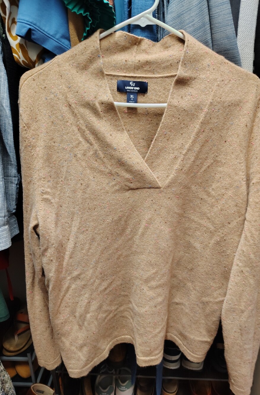 Lands' End XL Beige Cashmere Speckled V-Neck Sweater